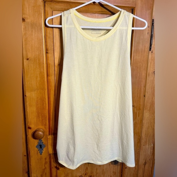 Patagonia Tops - Patagonia Pale Yellow Sleeveless Tank - Yoga/Hiking/Outdoors/Workout Size Large